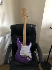 Fender Jimi Hendrix Stratocaster Ultra Violet 