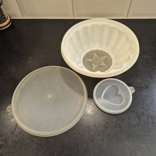 Vintage tupperware piece - vintage,