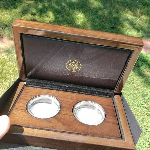Ogp wooden coin case south - case,