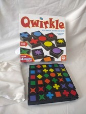 QWIRKLE : Wooden Tile Strategy