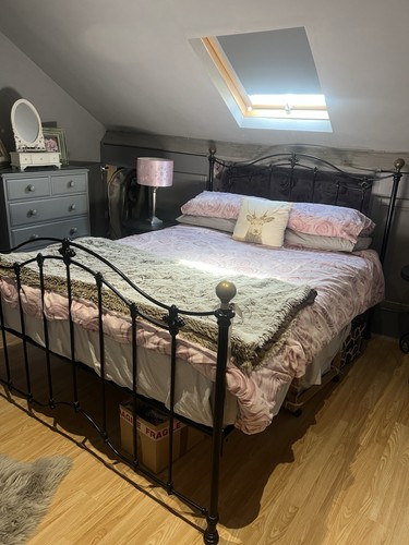 Black iron ornate bedstead - black,