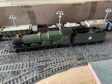 Hornby R2543 B.R Castle Class