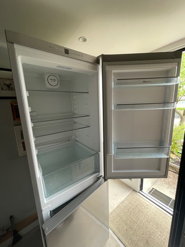 Miele freestanding