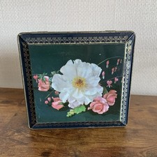 Vintage Tin Meredith & Drew