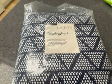 Geometric navy kingsize duvet