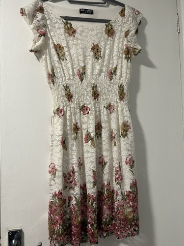 Pink and white lace - lace, ombre