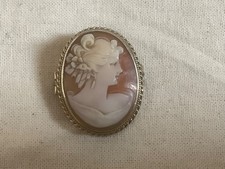SMALL OVAL ELEGANT LADY CAMEO BROOCH REAL SHELL SILVER MOUNT WORKING CLASP