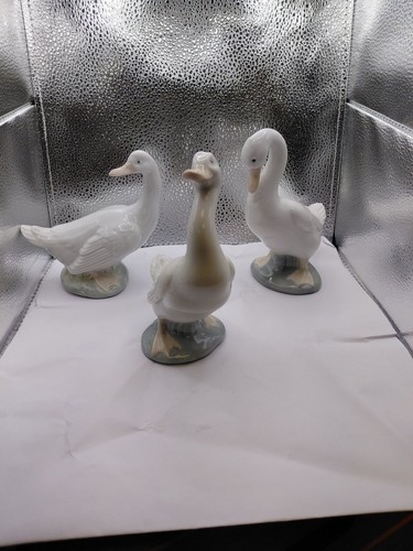 Lladro duck figurines hand - duck,