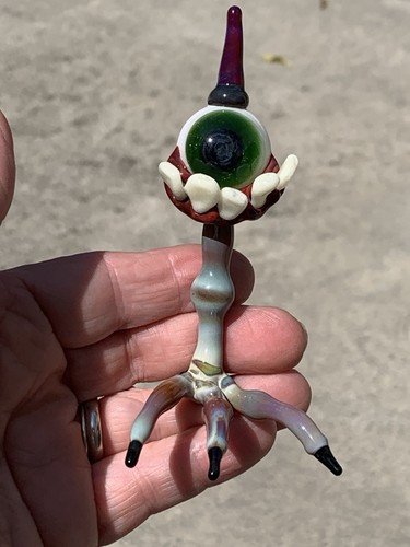 Heady glass monster - heady, sculpture