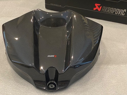 Yamaha akrapovic carbon - r1,