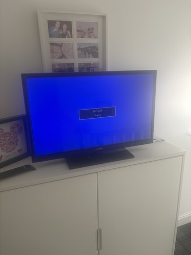 Polaroid inch flat screen - flat,