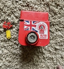 BULLDOG AJ10 HITCHLOCK ‘Collect B69’