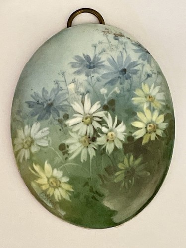 Miniature oval porcelain hand - miniature,