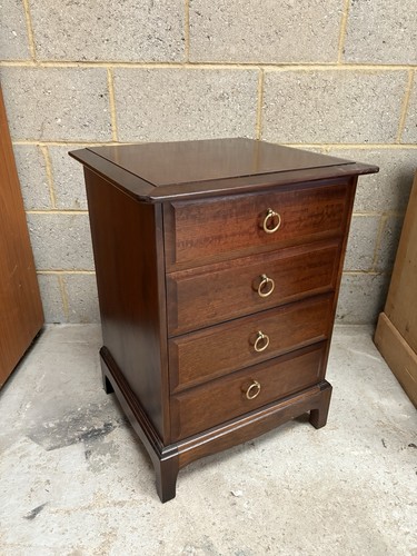 Drawer stag minstrel bedside - 4,