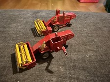 1959 Matchbox Major  M5 Massey Ferguson Combine Harvester with Silver Hubs 2X