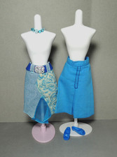 Vintage Sindy doll blue peep