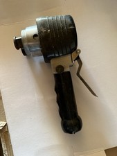 Pneumatic sander, Gun Only