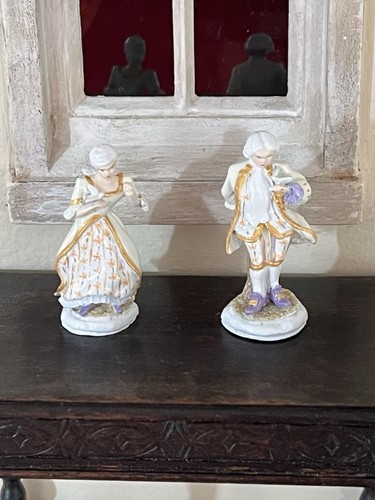 Dolls house elegant - dolls, pair