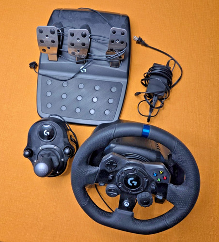 Logitech g923 racing wheel and - logitech,