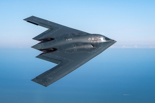 Spirit stealth bomber - spirit,