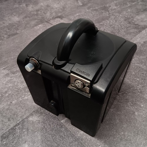 Roma alcora battery - box, for