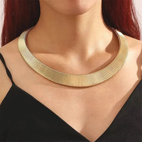 Gold chunky collar - , choker