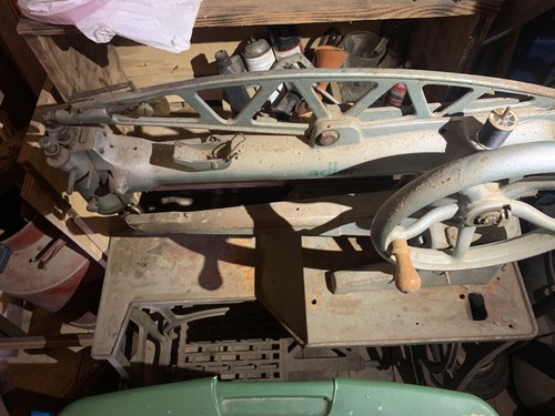 Adler vintage original treadle - vintage,