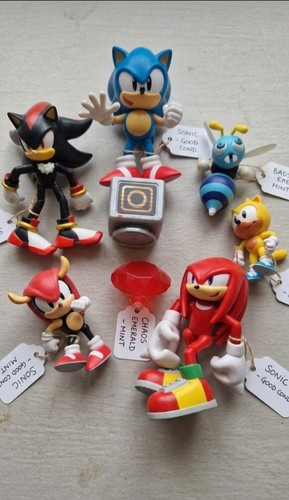 Sonic toy bundle 4in - &,