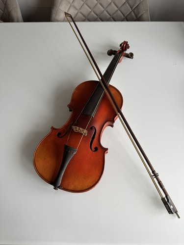 Antique violin full size - violin,