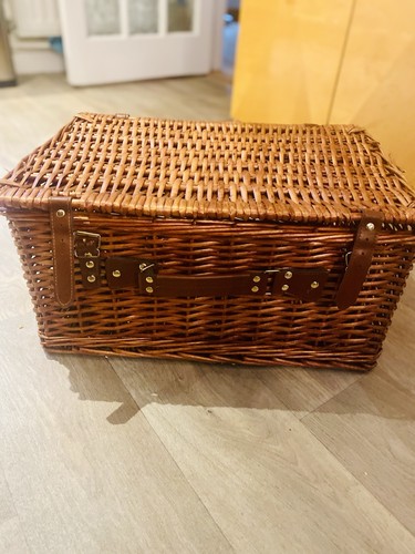 Wicker hamper basket with - wicker,