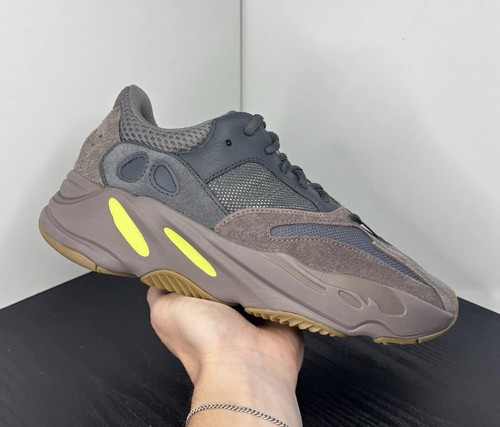 Size adidas yeezy boost - -,