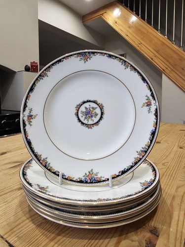 Wedgwood salad plates - wedgwood, 8"