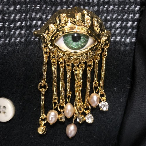 Schiaparelli inspired brooch - schiaparelli,