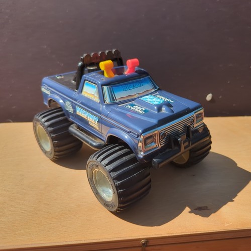 Vintage 1983 monster - vintage,