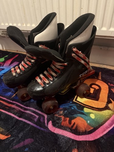 Turbo skates size 5 - uk,