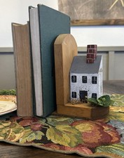 Quaint Vintage Book End House