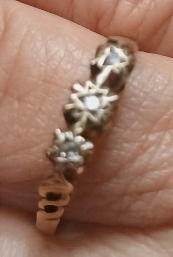Beautiful vintage 1972 18ct