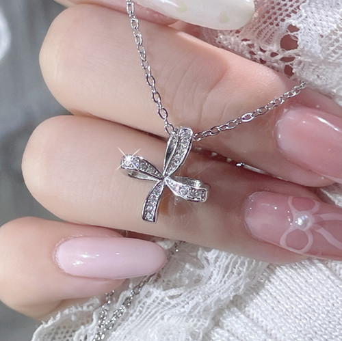 Dainty bow pendant choker - bow,