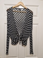 H&M black & White Shrug