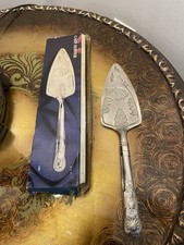 Queen Anne silver-plated cake