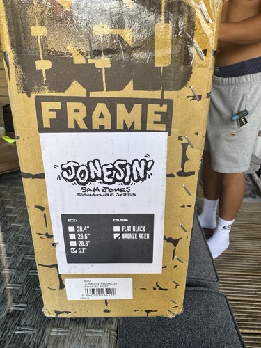 Bsd jonesin sam jones - bsd,