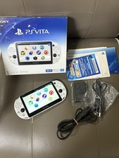 PS Vita PCH-2000 Glacier White