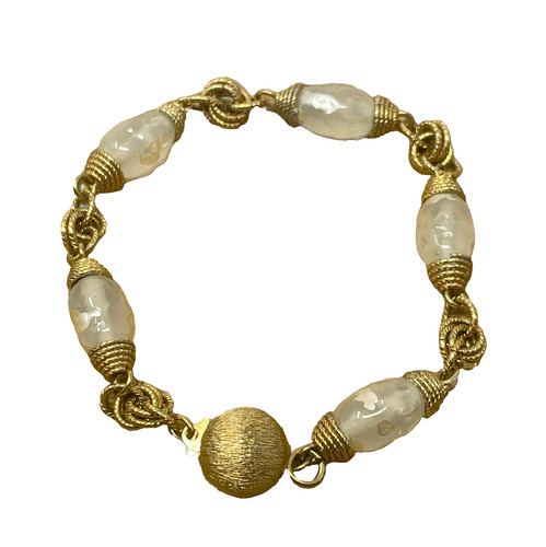 Vtg gold tone - tone, oval