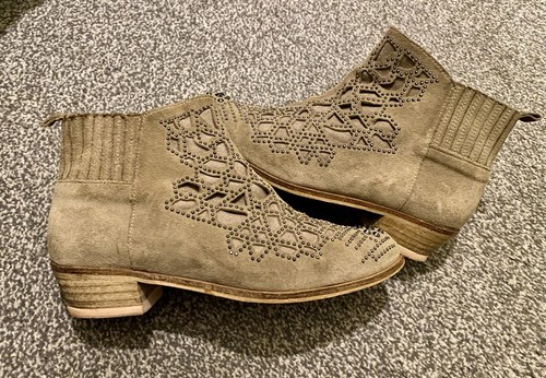 Rare zara chelsea - zara, boots,