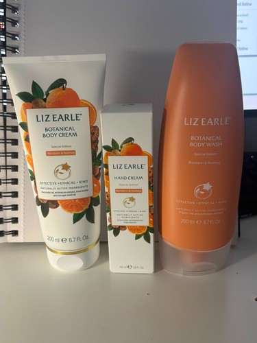 Liz earle body set