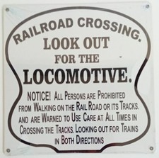 Railroad Crossing steel wall