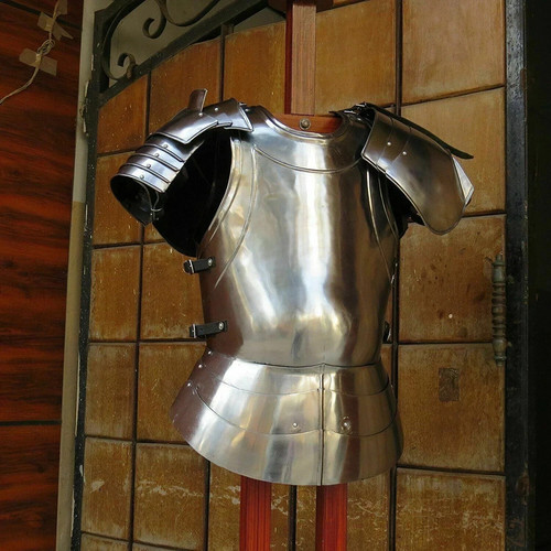 Medieval muscle breastplate - muscle,