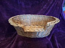 Wicker Oval Cat  / Small Dog