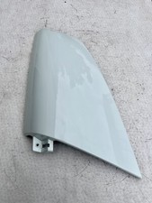 ISUZU NKR RIGHT FRONT BODY