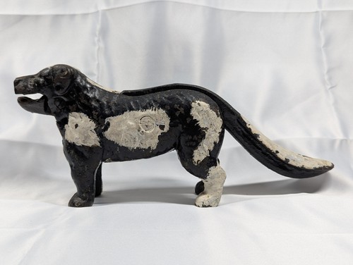 Black white dog cast - dog, iron